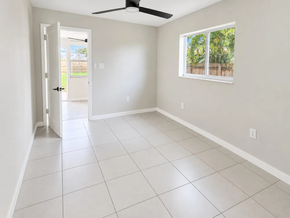 43 SW 11TH STREET #Unit W Dania Beach, FL 33004