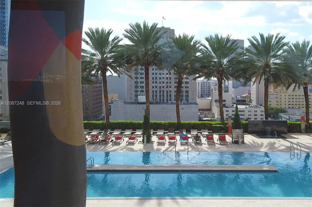 50 Biscayne Blvd #4405 Miami, FL 33132