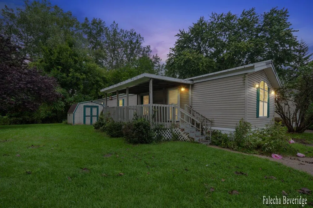 176 Wallasey Drive SW Byron Township, MI 49548