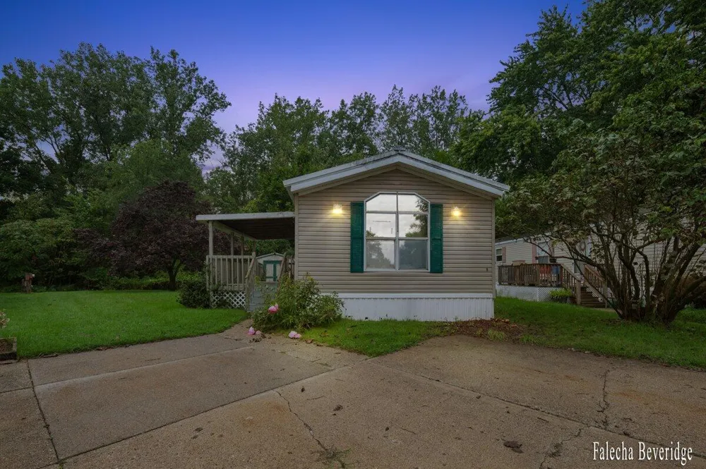 176 Wallasey Drive SW Byron Township, MI 49548