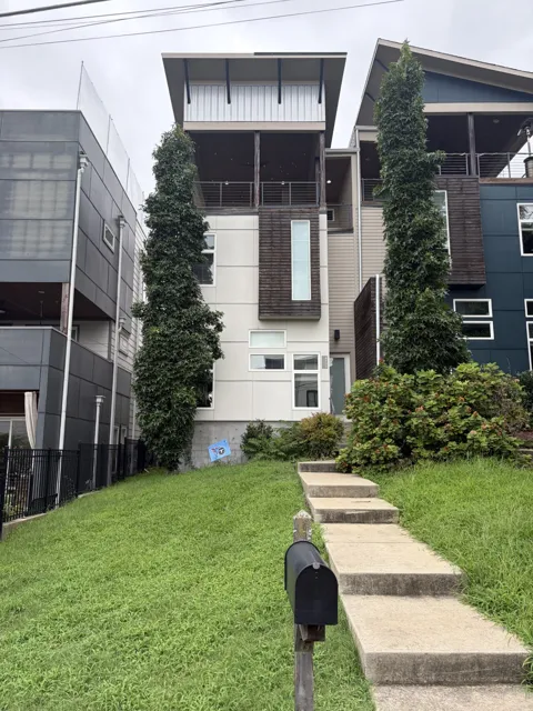 415 36th Ave