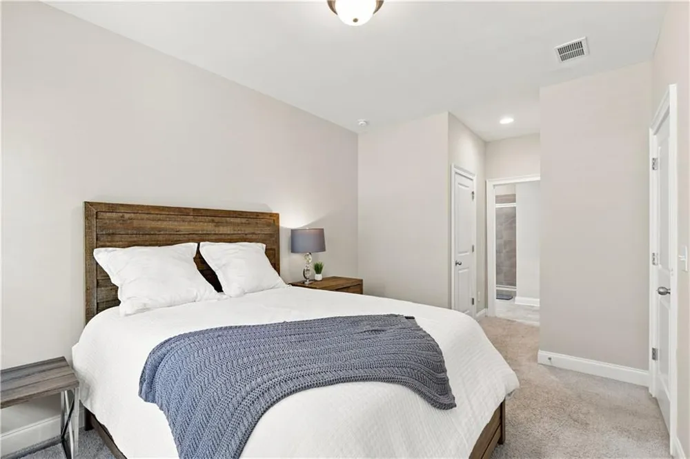 6580 Aria Village Drive Sandy Springs, GA 30328