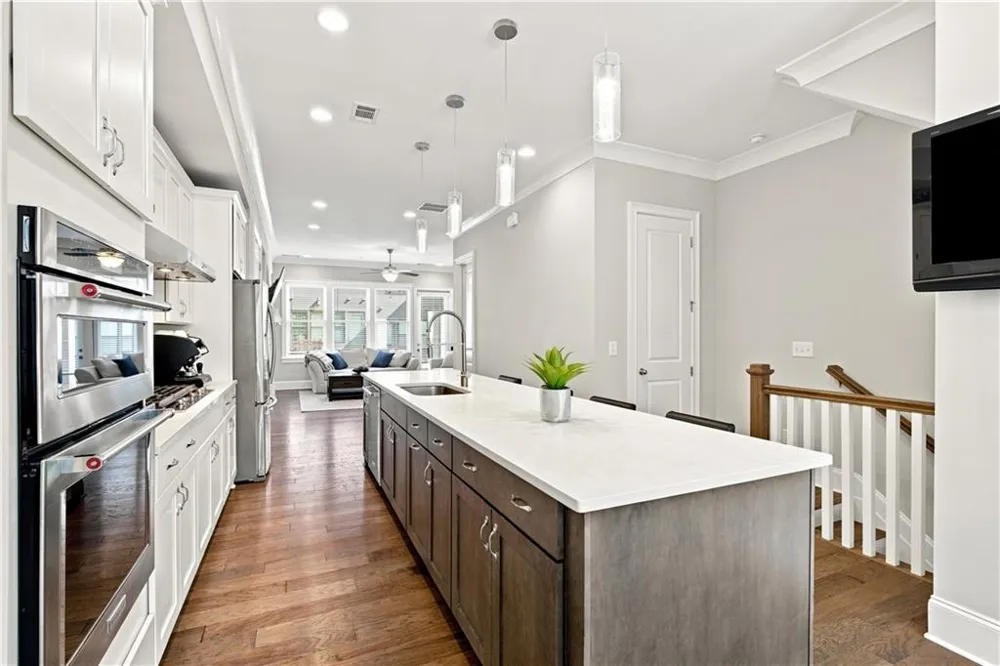 6580 Aria Village Drive Sandy Springs, GA 30328