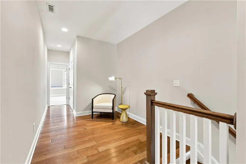 6580 Aria Village Drive Sandy Springs, GA 30328