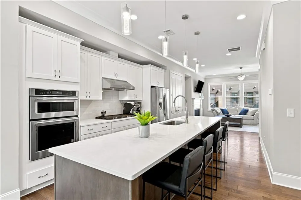 6580 Aria Village Drive Sandy Springs, GA 30328