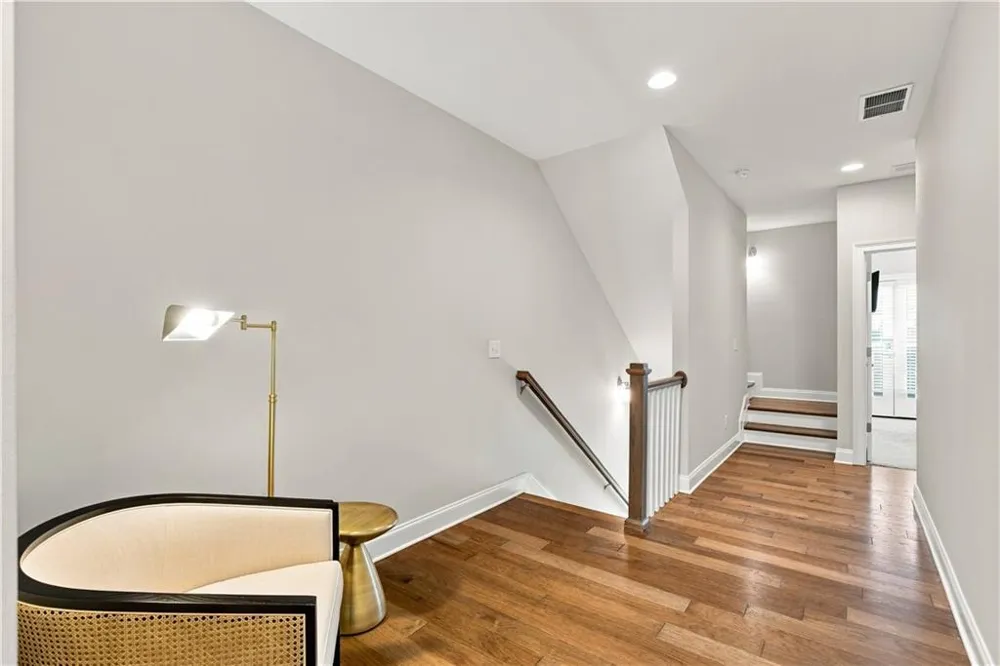 6580 Aria Village Drive Sandy Springs, GA 30328