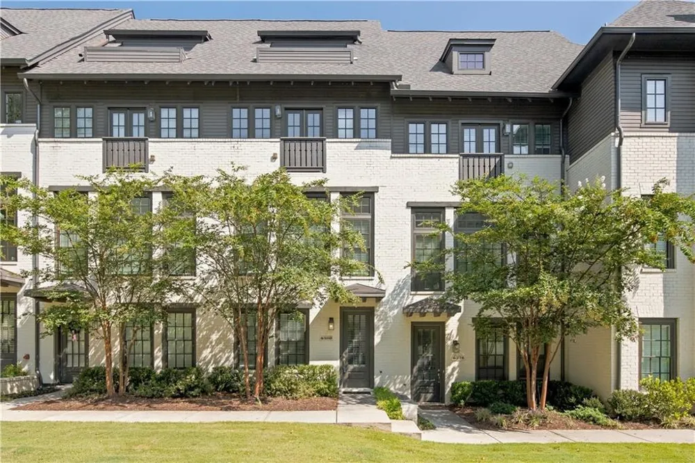 6580 Aria Village Drive Sandy Springs, GA 30328