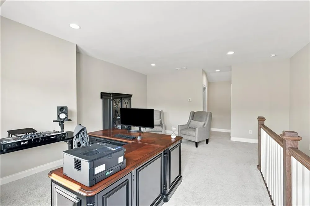 6580 Aria Village Drive Sandy Springs, GA 30328