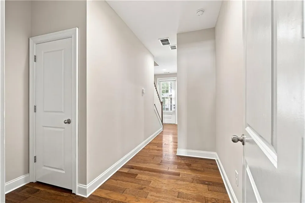 6580 Aria Village Drive Sandy Springs, GA 30328