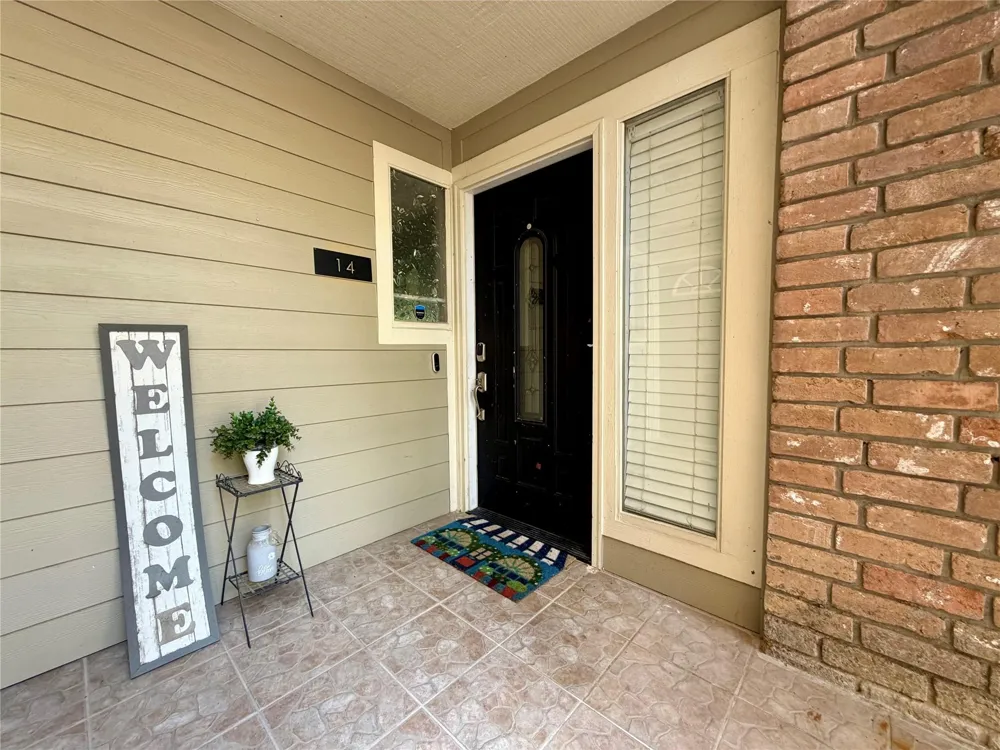 5005 Georgi Lane #14 Houston, TX 77092