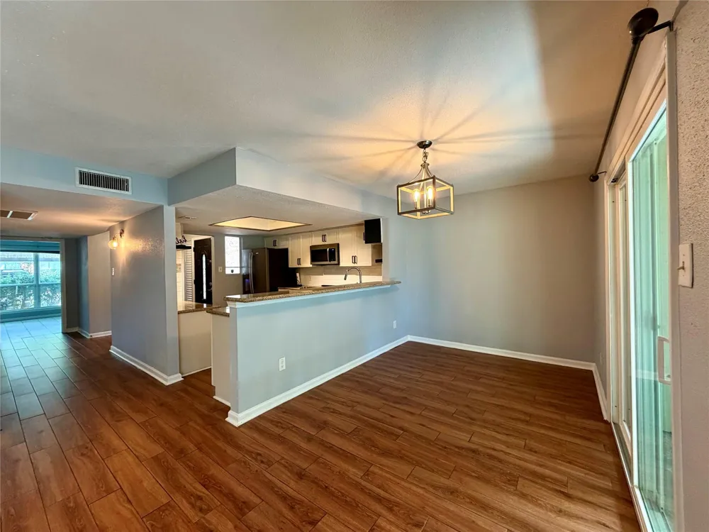 5005 Georgi Lane #14 Houston, TX 77092