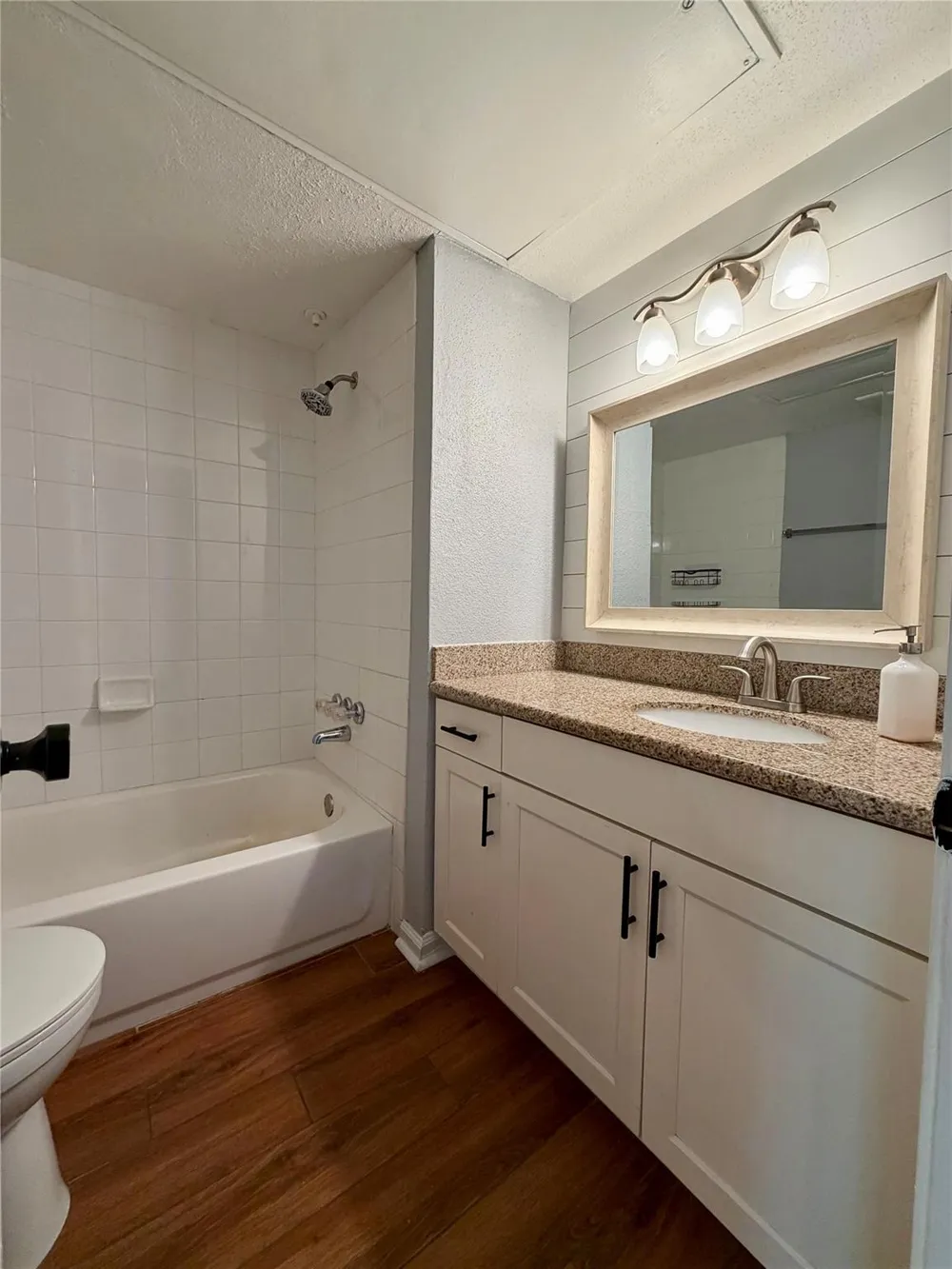 5005 Georgi Lane #14 Houston, TX 77092