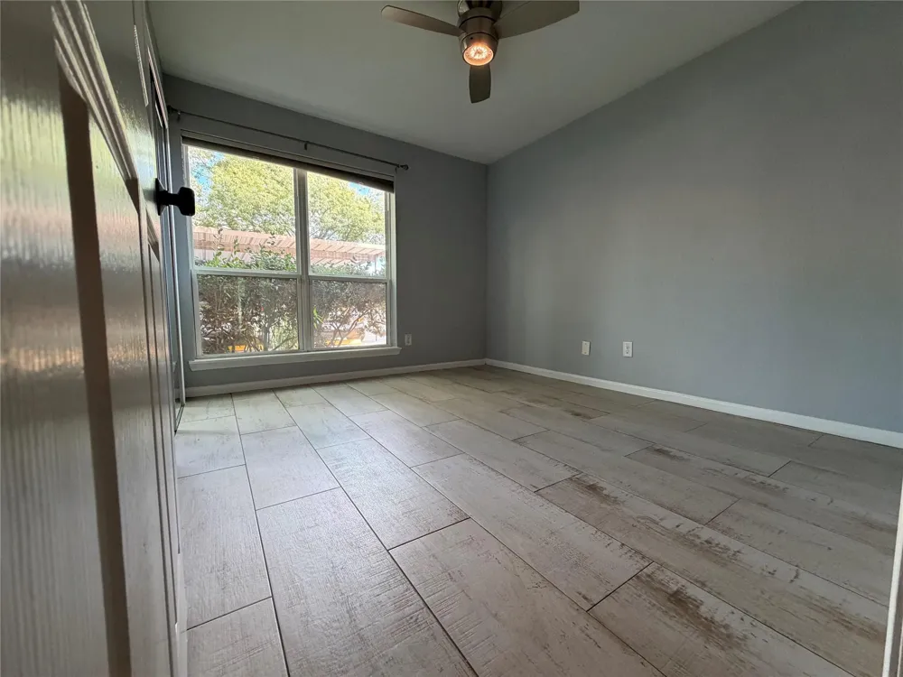 5005 Georgi Lane #14 Houston, TX 77092
