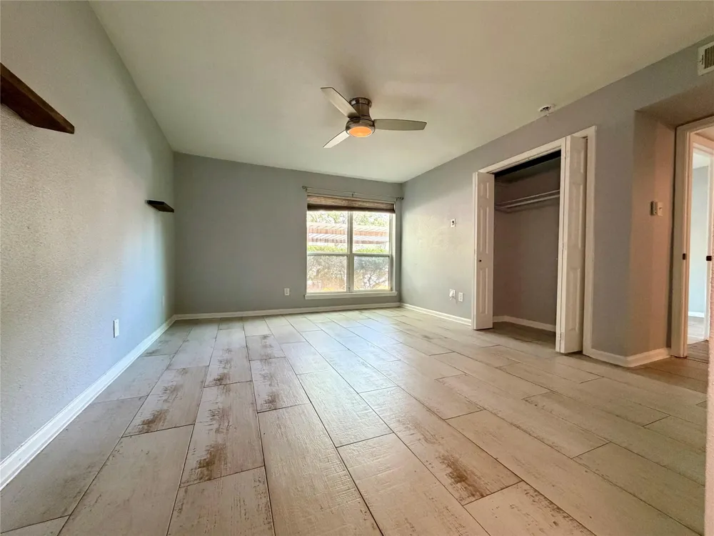5005 Georgi Lane #14 Houston, TX 77092
