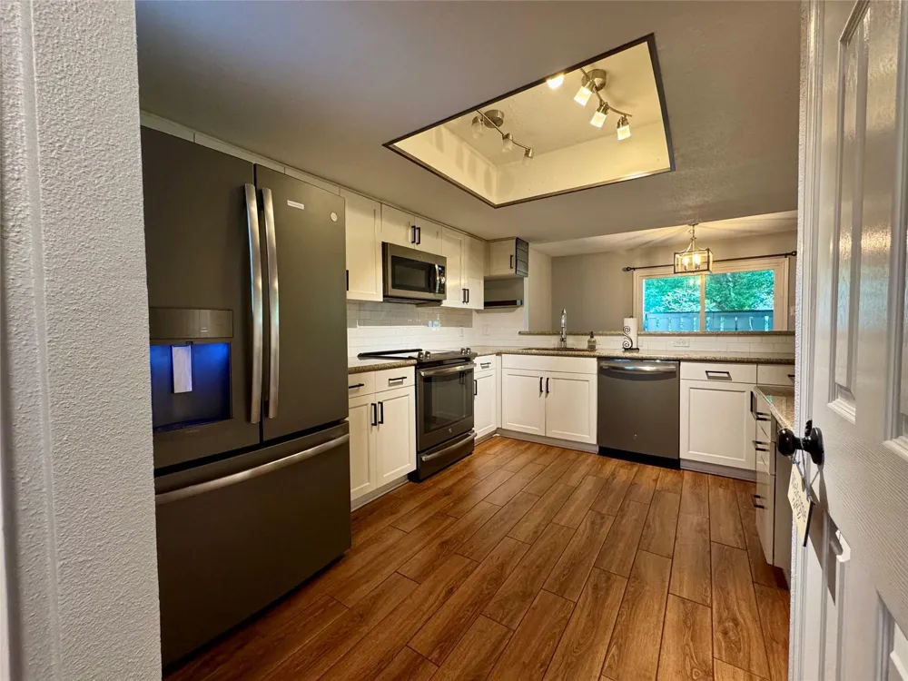 5005 Georgi Lane #14 Houston, TX 77092