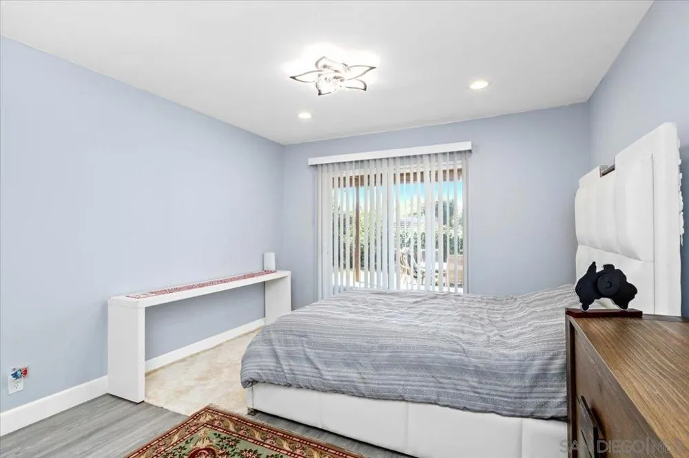 1105 North Ave Escondido, CA 92026