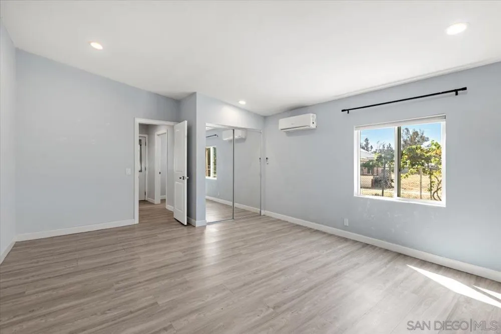 1105 North Ave Escondido, CA 92026