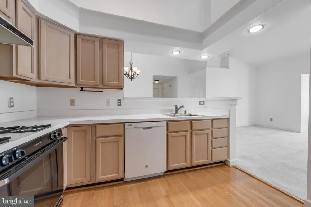 8301 BLUEBIRD WAY #K Lorton, VA 22079