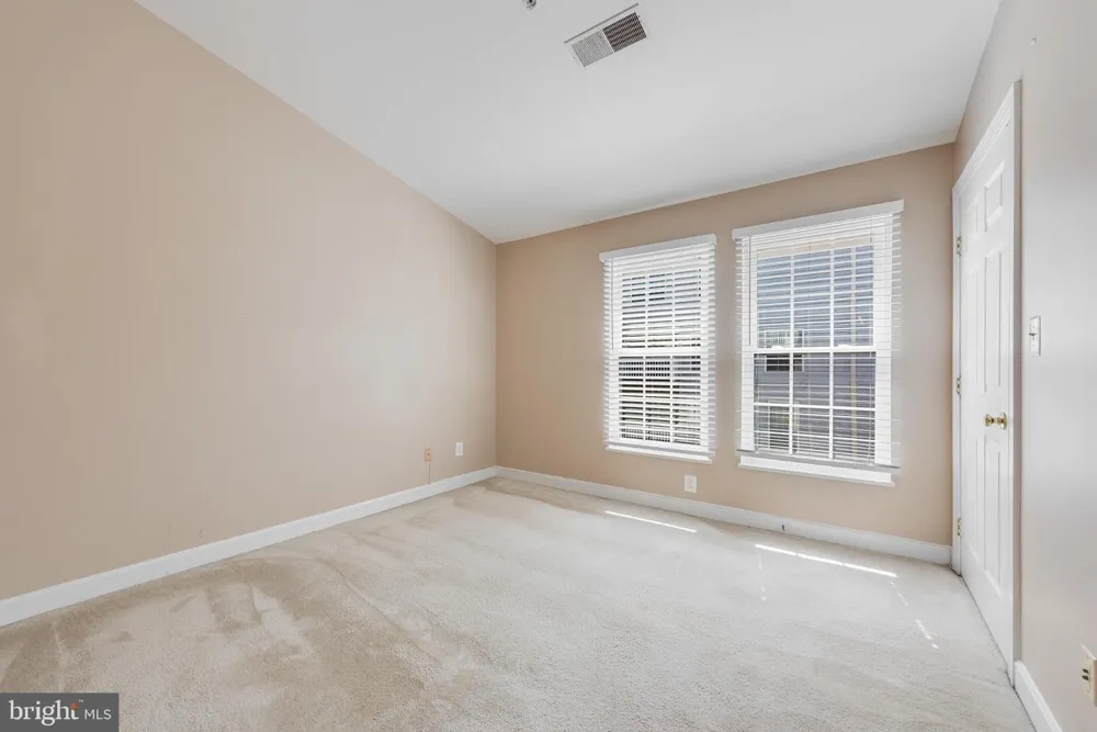 8301 BLUEBIRD WAY #K Lorton, VA 22079