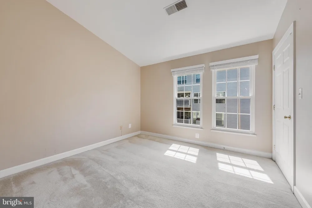 8301 BLUEBIRD WAY #K Lorton, VA 22079