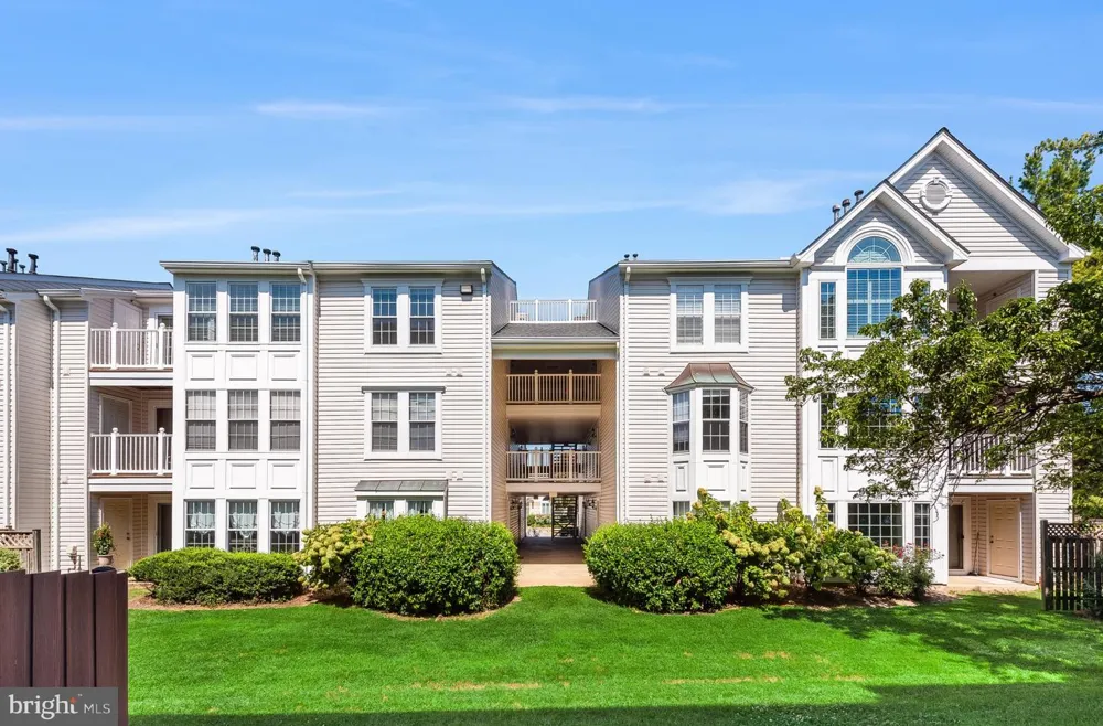 8301 BLUEBIRD WAY #K Lorton, VA 22079