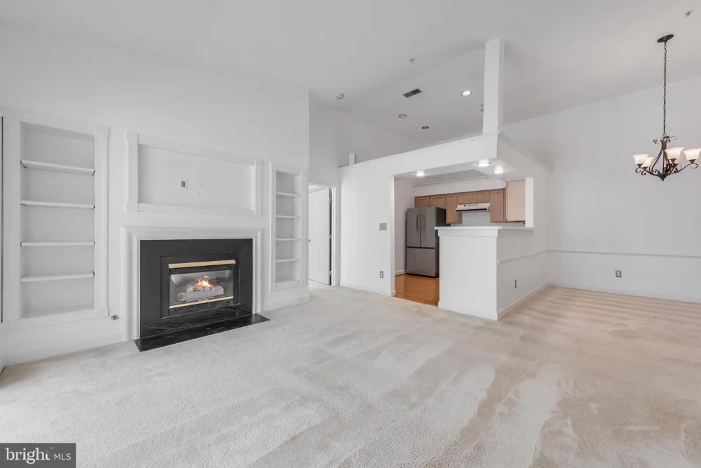 8301 BLUEBIRD WAY #K Lorton, VA 22079