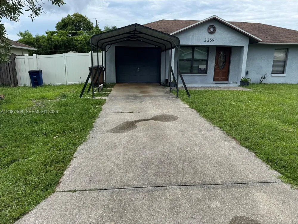 2239 Lotus Rd Fort Myers, FL 33905