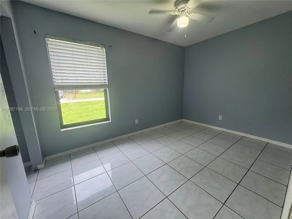 2239 Lotus Rd Fort Myers, FL 33905