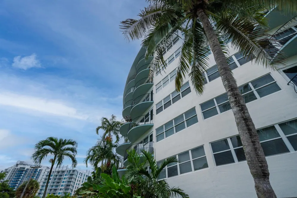 3250 NE 28TH STREET #102 Fort Lauderdale, FL 33308