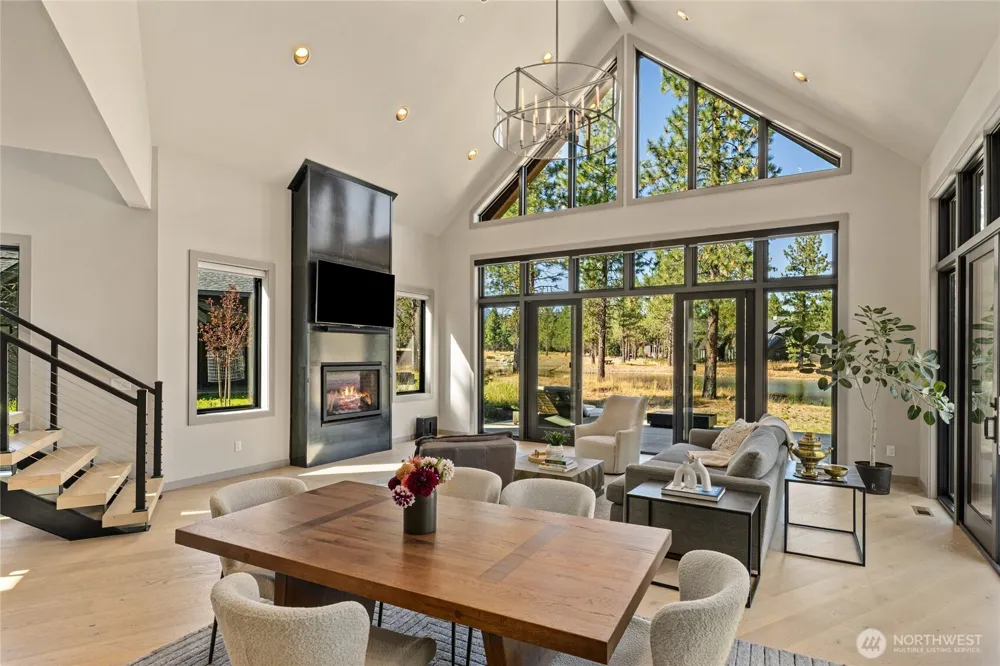 321 Southern Star Lane Cle Elum, WA 98922
