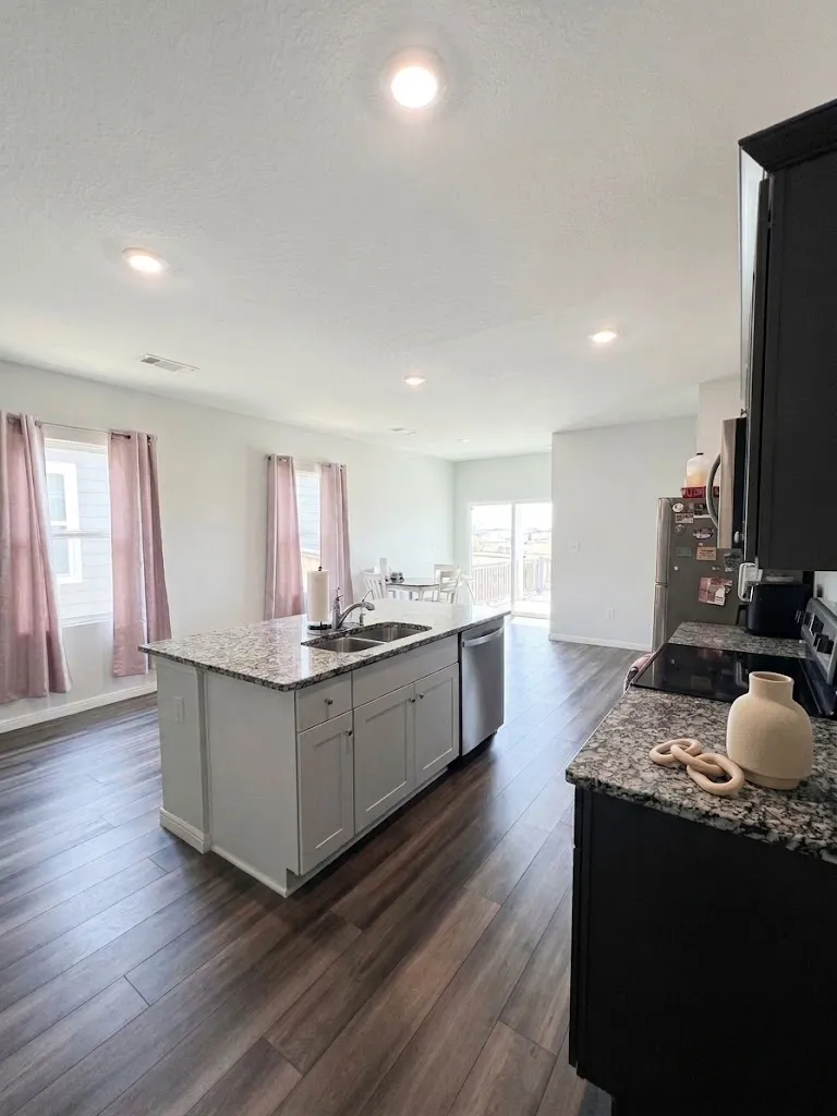 225 Comancheros Road Jarrell, TX 76537