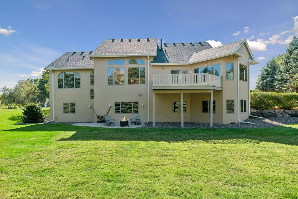 755 Jasmine Avenue Lake Elmo, MN 55042