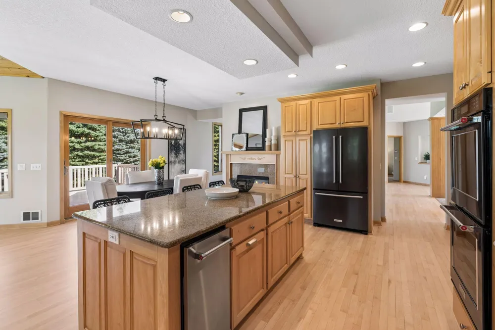 755 Jasmine Avenue Lake Elmo, MN 55042