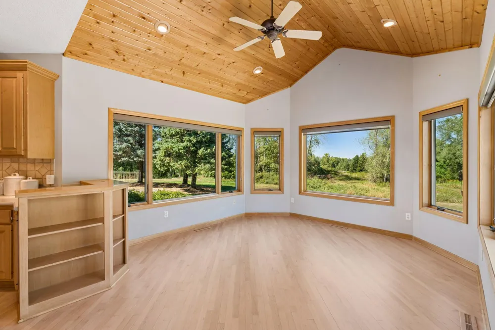 755 Jasmine Avenue Lake Elmo, MN 55042
