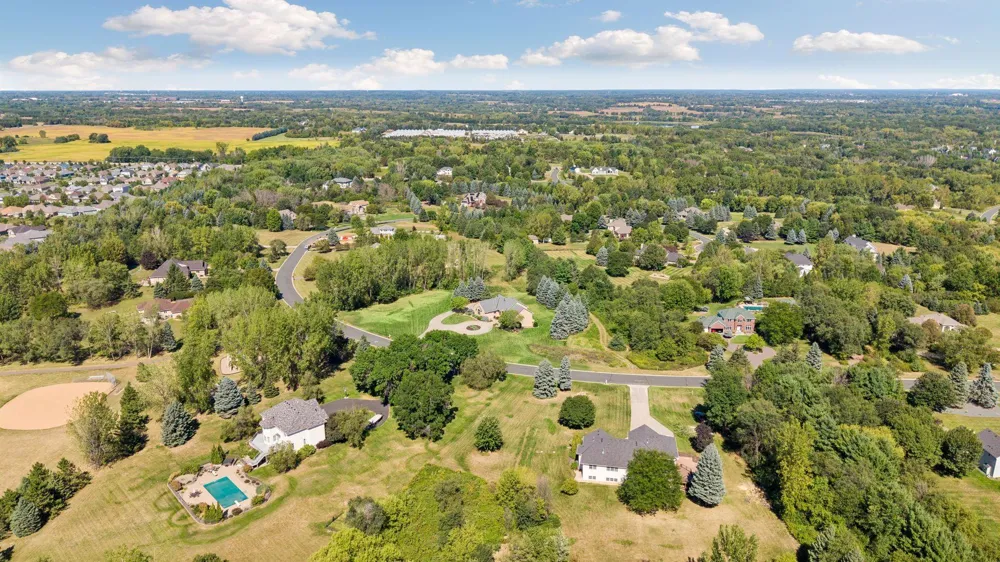 755 Jasmine Avenue Lake Elmo, MN 55042