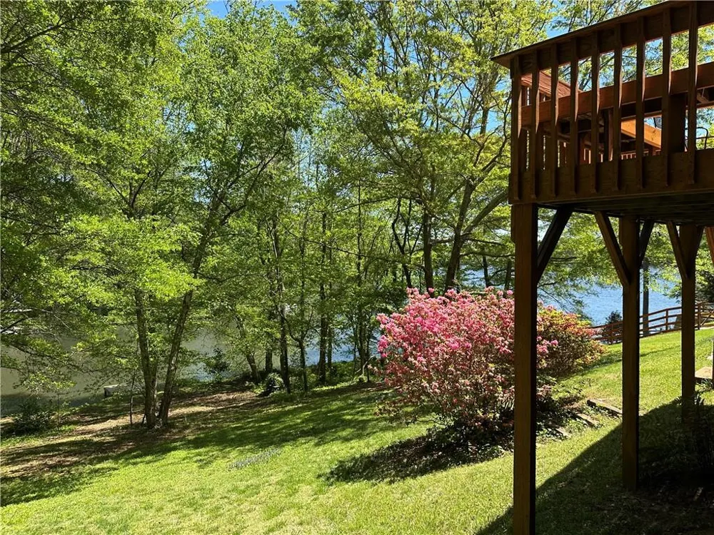 1872 Lake Lucerne Drive SW Lilburn, GA 30047