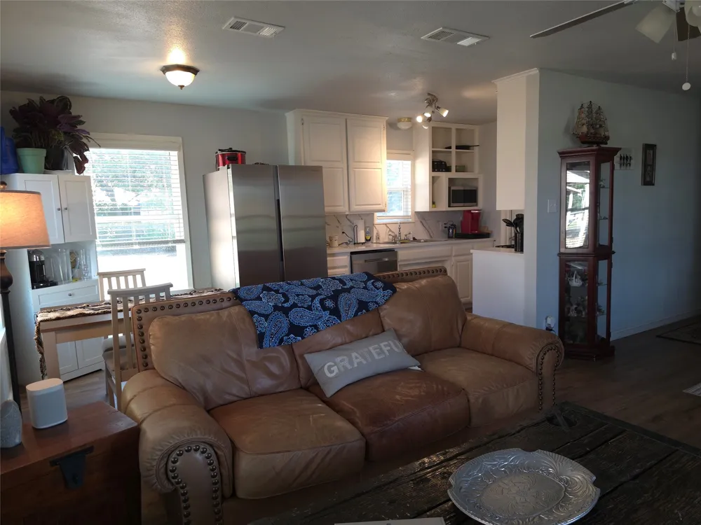 1309 S 6th Street Bonham, TX 75418