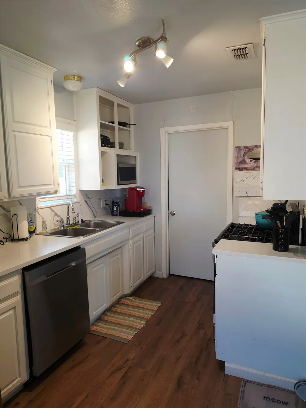 1309 S 6th Street Bonham, TX 75418