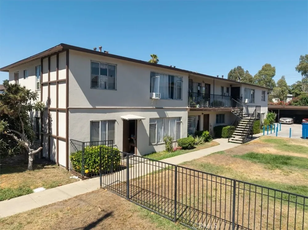 1142 Mayfair Avenue Anaheim, CA 92801