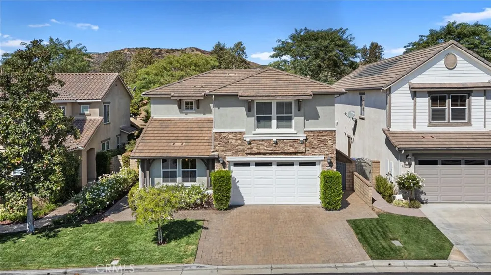 28527 Las Canastas Valencia, CA 91354