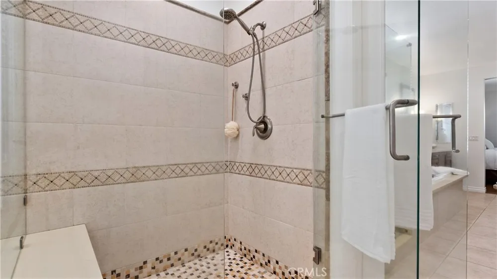 28527 Las Canastas Valencia, CA 91354