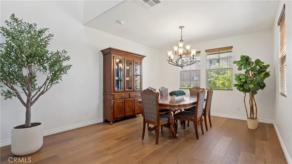 28527 Las Canastas Valencia, CA 91354