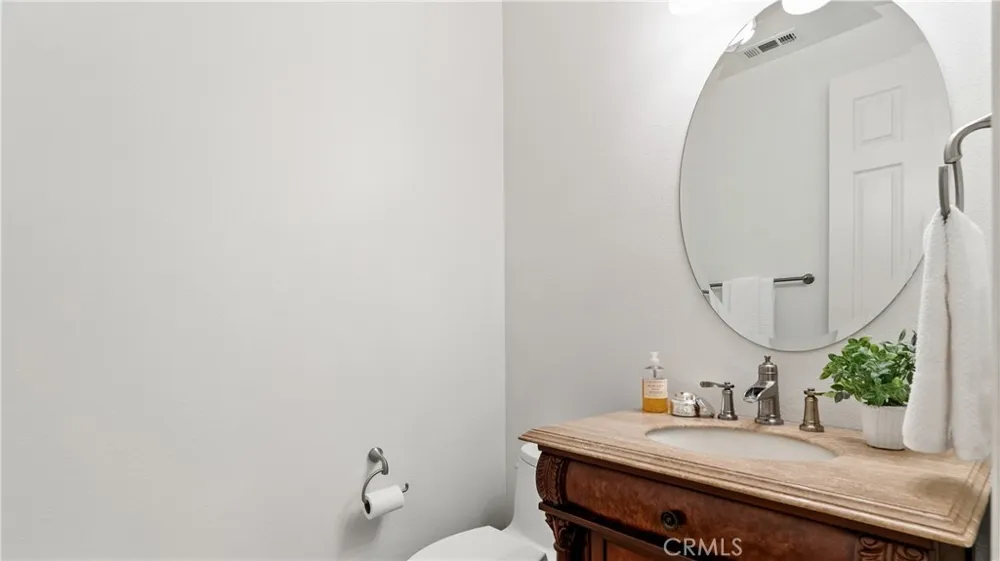 28527 Las Canastas Valencia, CA 91354
