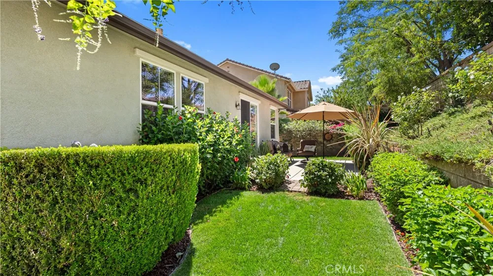28527 Las Canastas Valencia, CA 91354