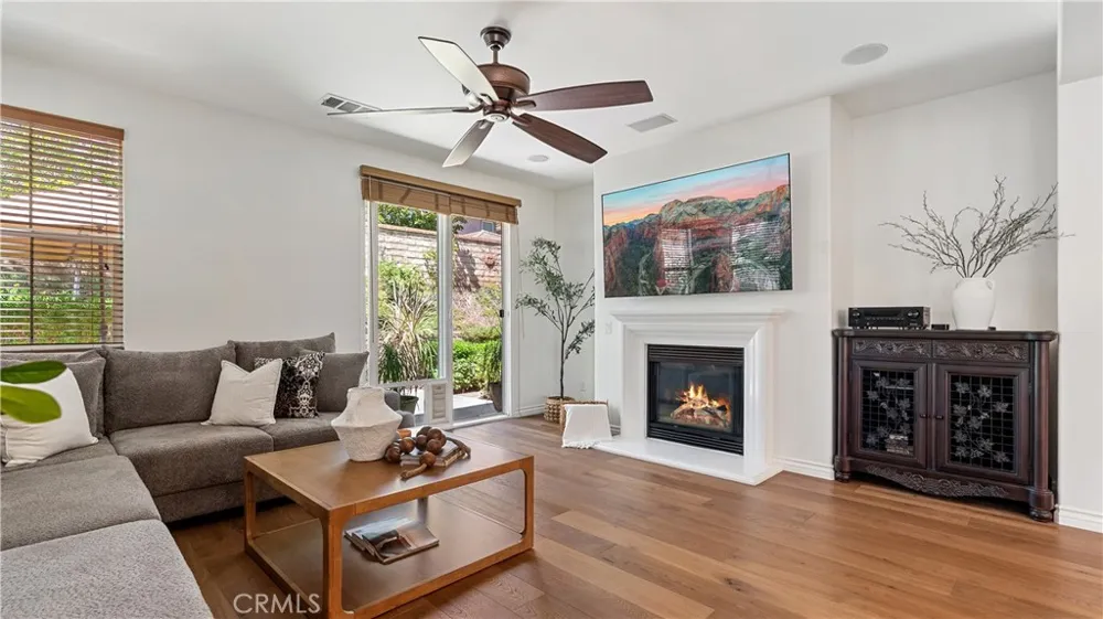 28527 Las Canastas Valencia, CA 91354