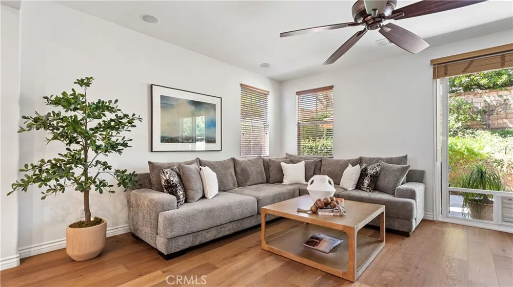 28527 Las Canastas Valencia, CA 91354