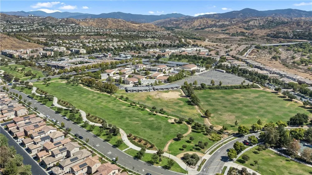 28527 Las Canastas Valencia, CA 91354