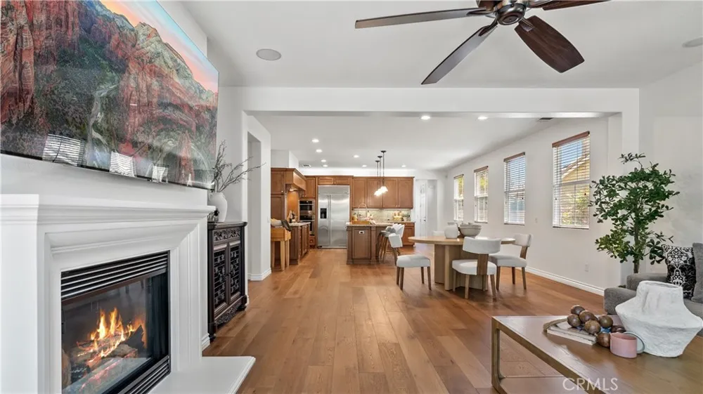 28527 Las Canastas Valencia, CA 91354
