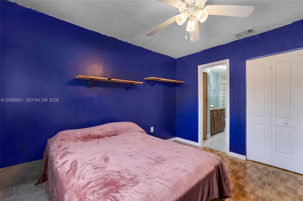 6746 NW 199th St Hialeah, FL 33015