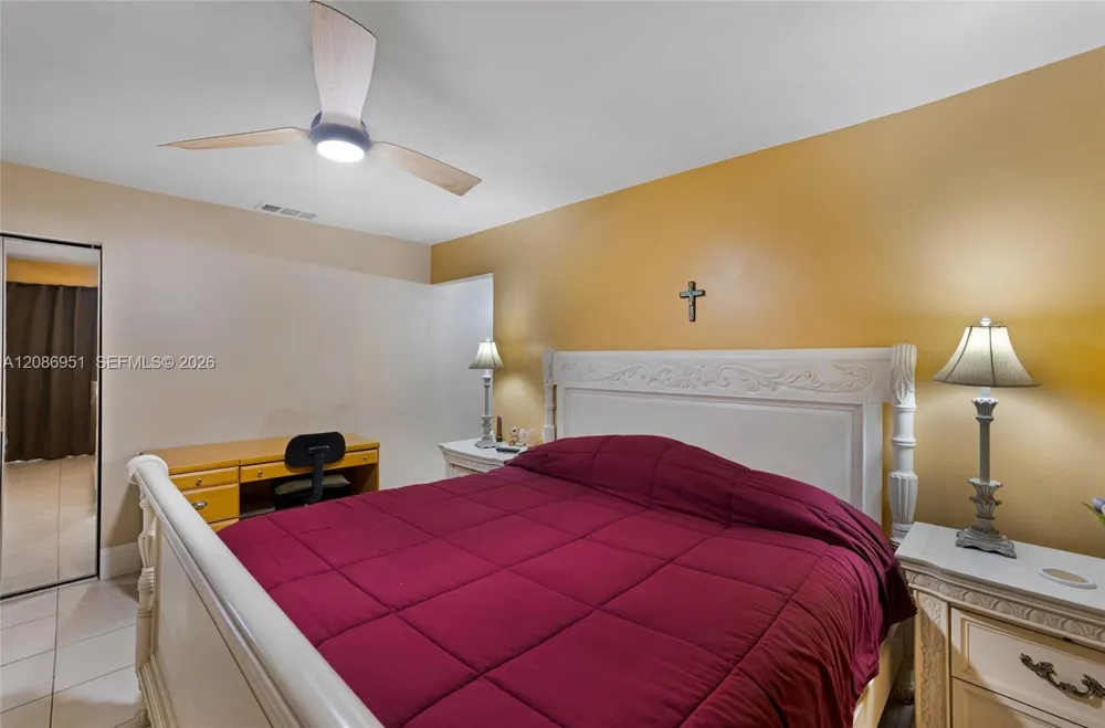 6746 NW 199th St Hialeah, FL 33015